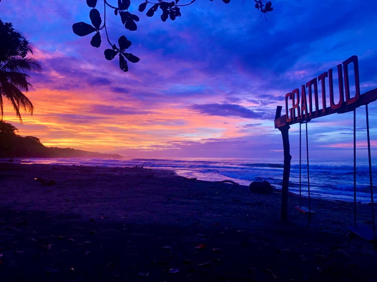 فندق Faith Glamping Dome Costa Rica مانزانيلو المظهر الخارجي الصورة